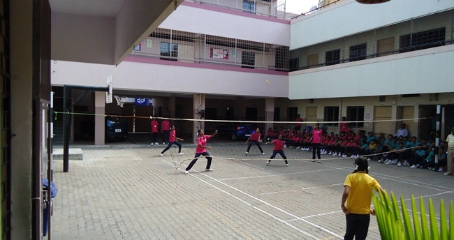 Inter house tennikoit